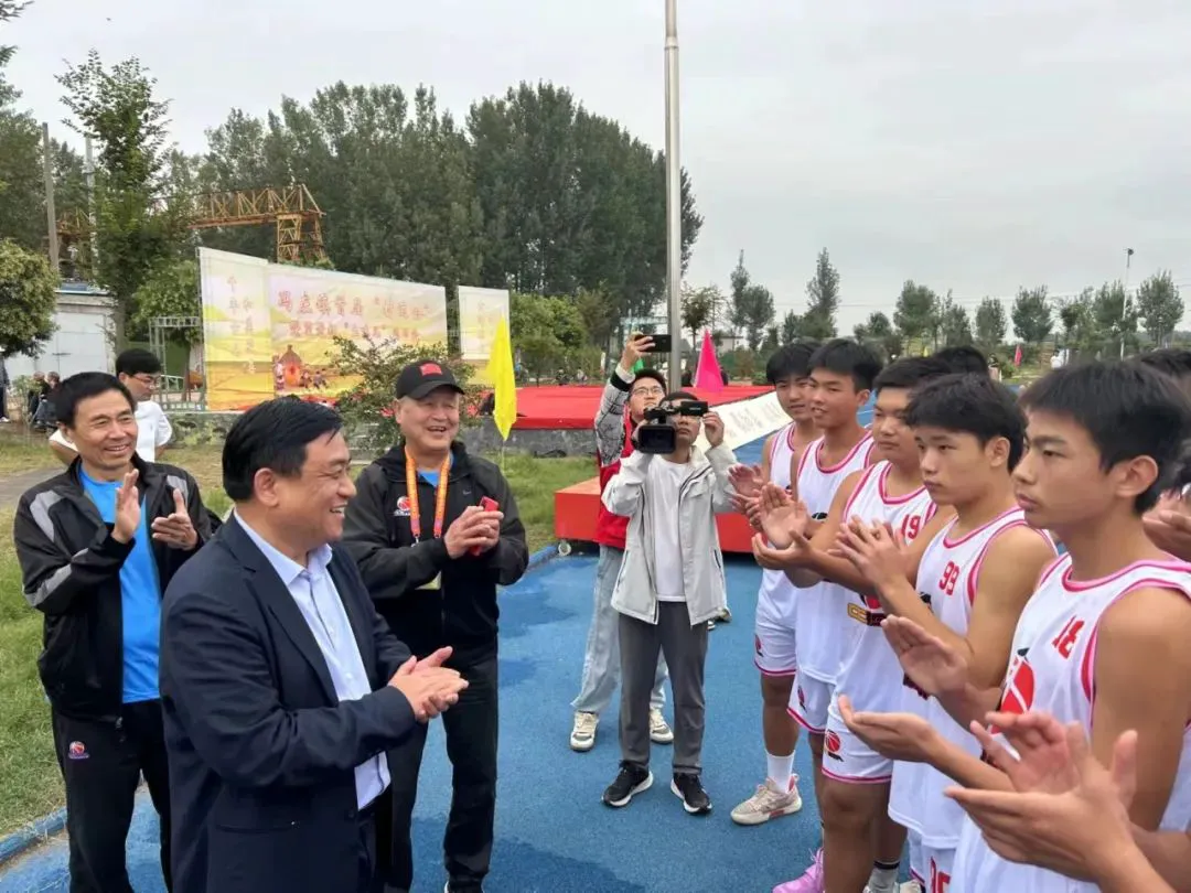 如何通过篮球训练咨询改善体能状况_0